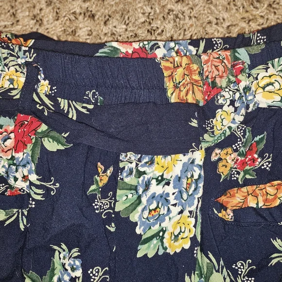 Angie Navy Floral Paperbag Waist Women's Shorts - Picture 11 of 11